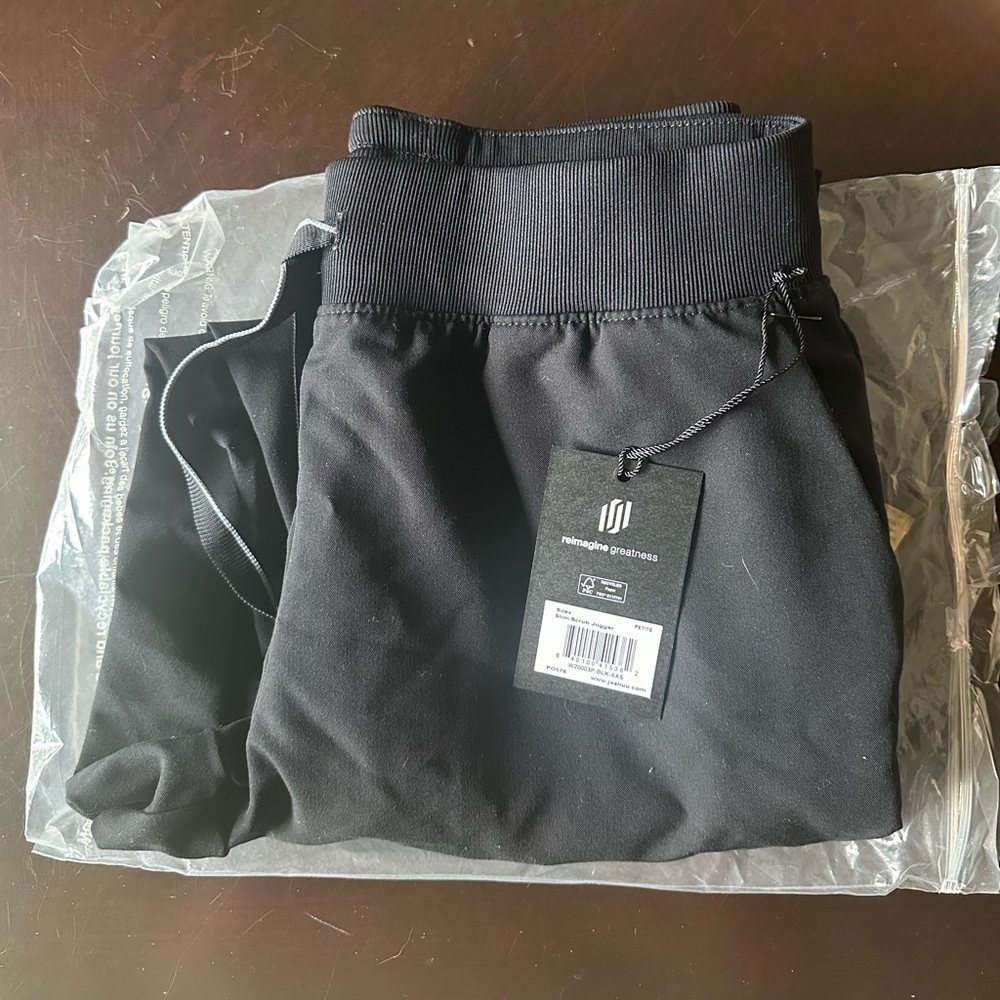 Jaanuu Silex Slim Knit-Waist Scrub Jogger - Picture 11 of 11